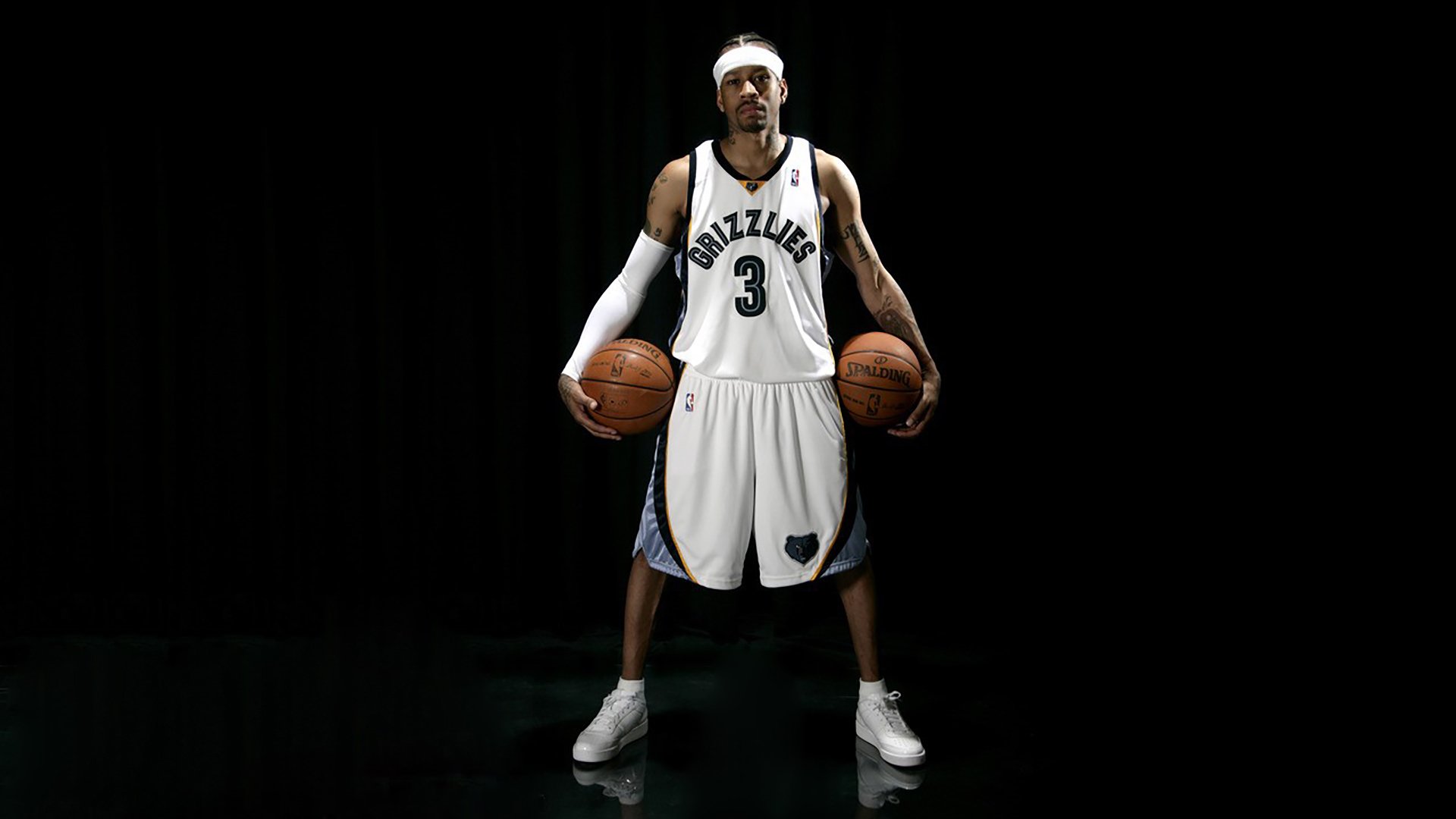 女篮姑娘的团结诠释中国力量，女篮女孩